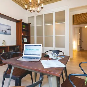  Appartement Bravissimo Plaça Del Vi, Authentic Historic